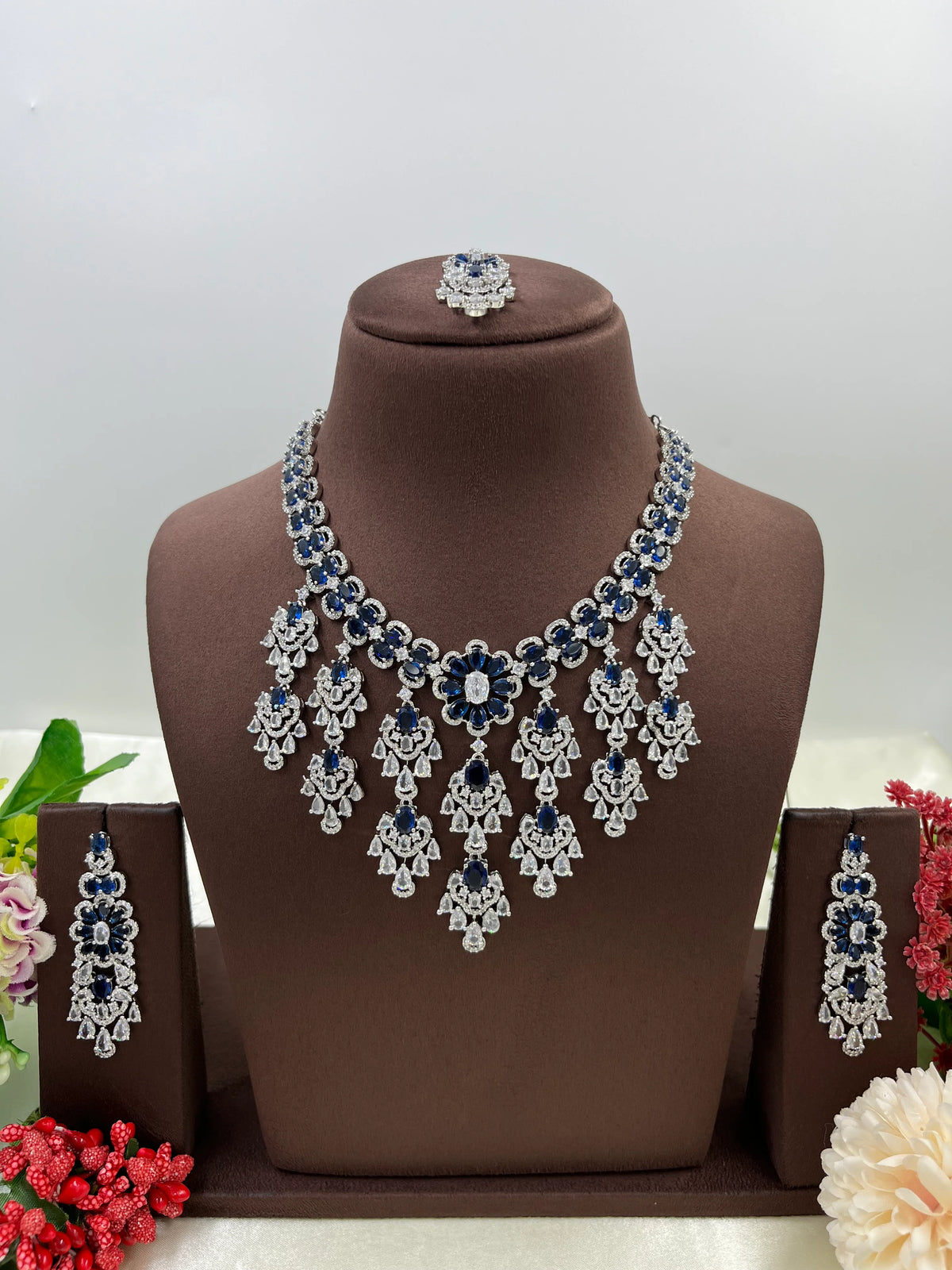 American Radiant Elegance Necklace Set with Earrings β Party & Bridal Jewelry - Libasaa.com