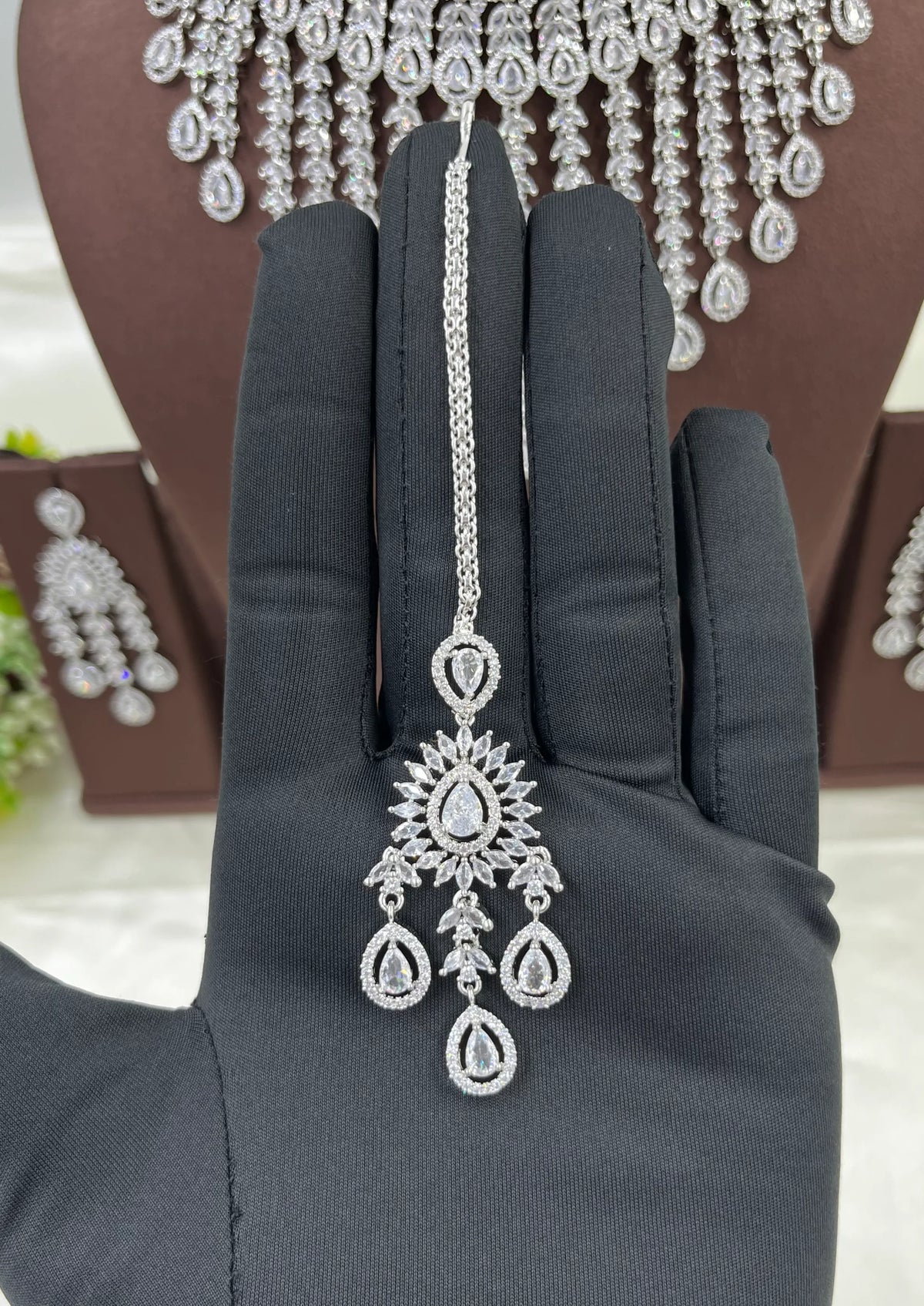 π Diamond Vault Premium AD Necklace Set with Maangtika & Earrings β Bridal Elegance Redefined - Libasaa.com