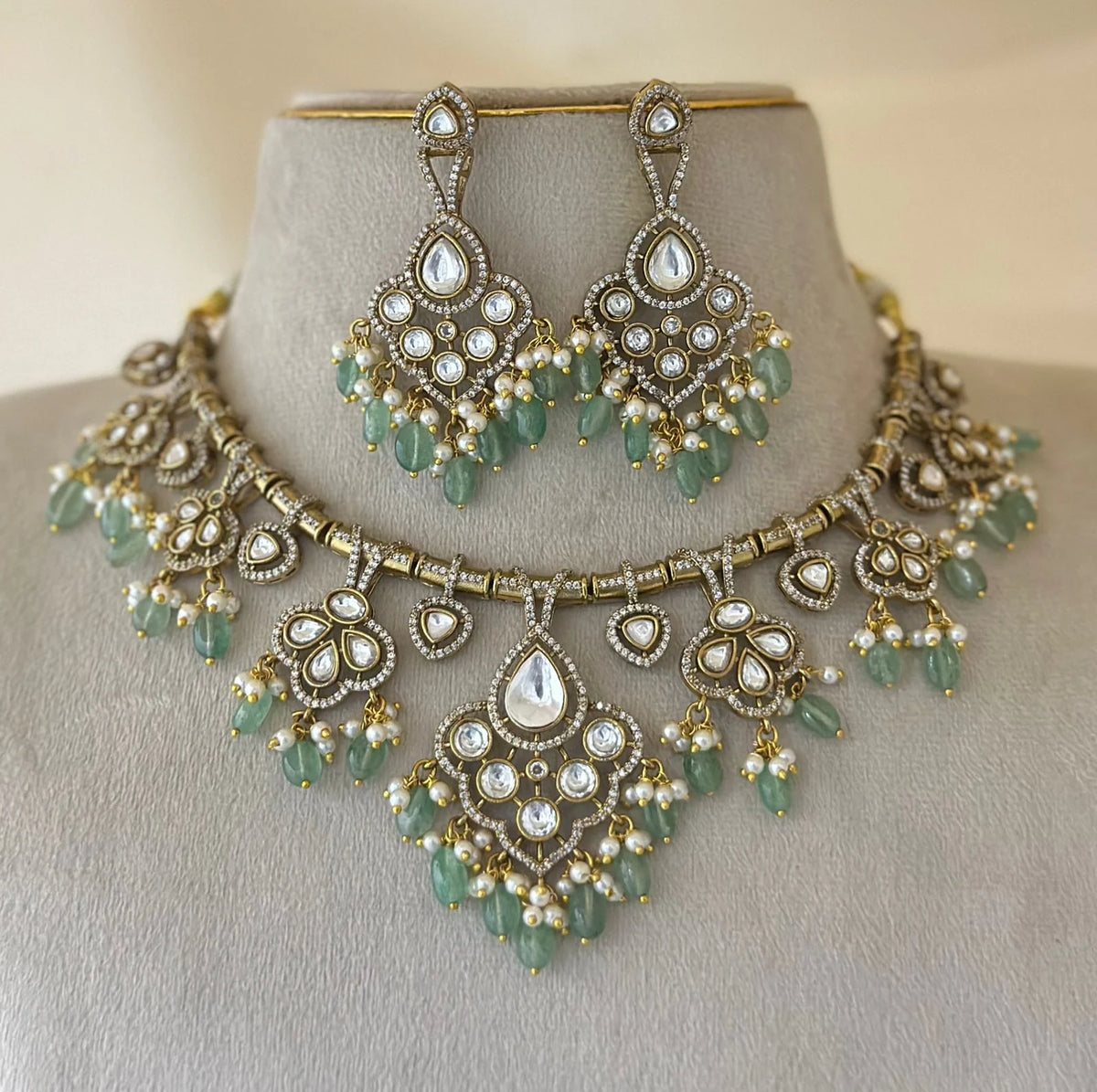 Victorian Hasli Necklace Set with Green Beads and Kundan Detailing - Libasaa.com