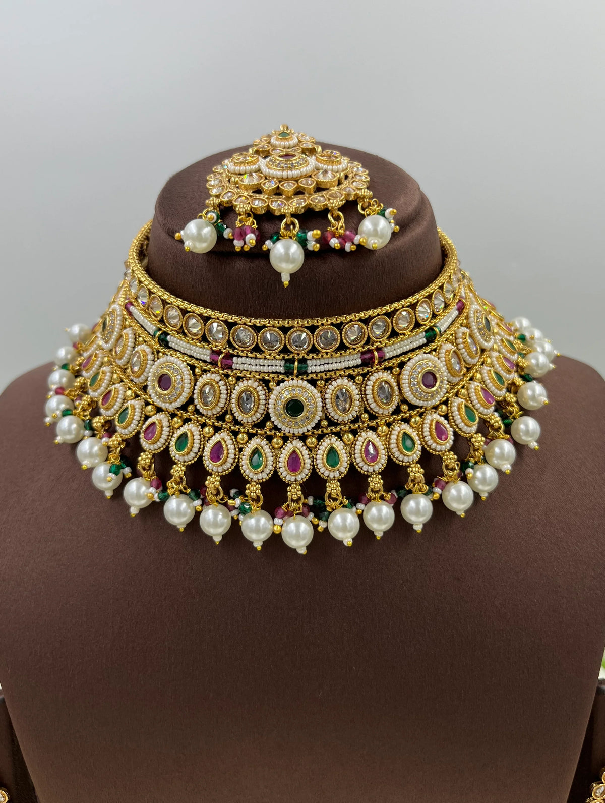 Traditional Choker Necklace Set with Maangtika & Earrings – Royal Bridal - Libasaa.com