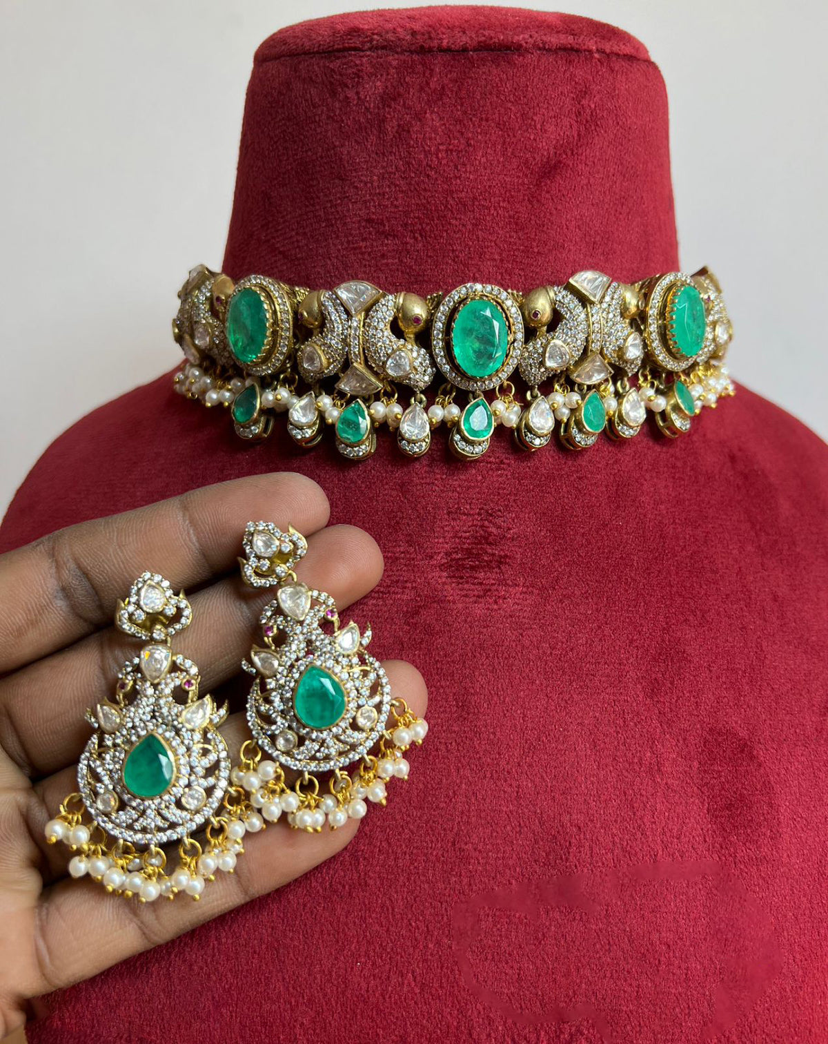 Jaipuri Indian Peacock Inspired Choker Earrings Set, Rajsthani Peacock Design Polki Choker Set, Polki Choker Set, Peacock Indian Jewelry Set - Libasaa.com