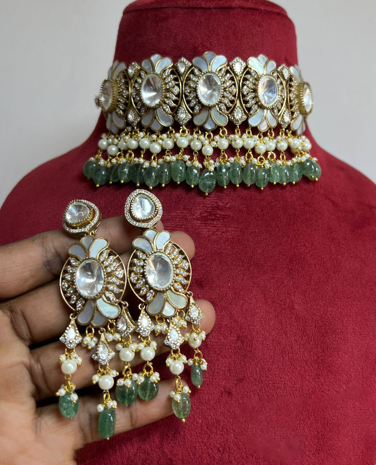 Rajsthani Floral Designed Polki Choker Earrings Set, Jaipuri Floral Polki Choker Set, Indian Choker Jewelry Set, Floral Indian Choker Set, Bollywood Floral Polki Choker Set, Polki Choker Set - Libasaa.com