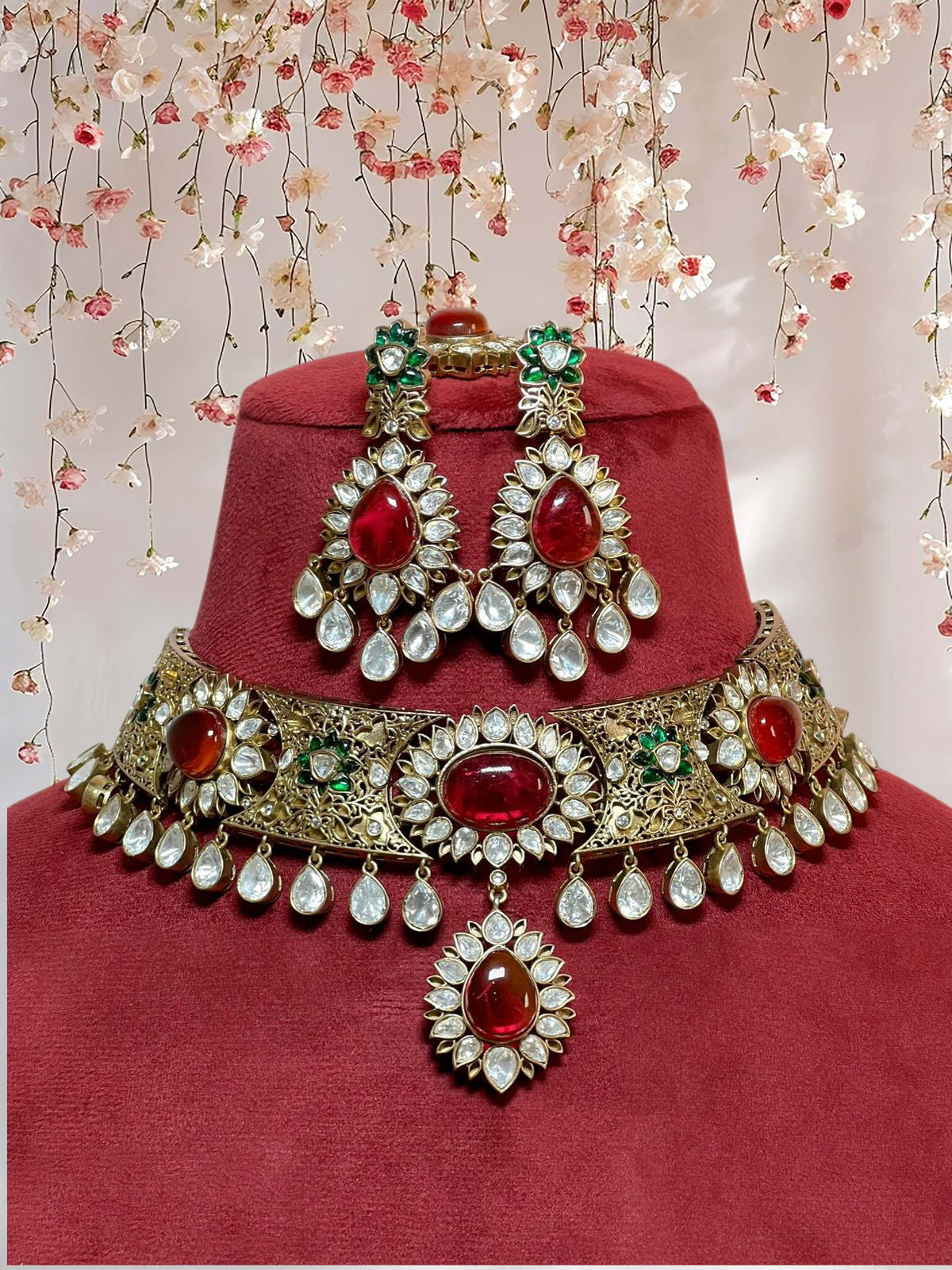 Celebrity Meenakari Polki Choker Earrings Maangtika Set, Indian Meenakari Polki Jewelry Set, Bollywood Meenakari Choker Earrings Mangtika Set - Libasaa.com