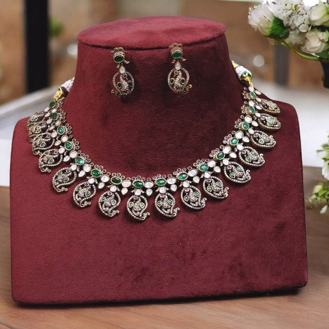 Duck Inspired Green Choker Matching Earrings Indian Jewelry Set, Duck Design Indian Jewelry Set, Green Bridal Choker Set, Bollywood Green Jewelry Set - Libasaa.com