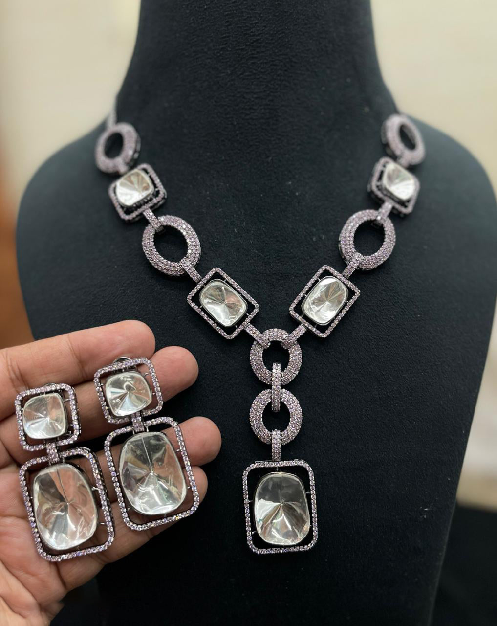 Dazzling Shimmering Polki Indian Necklace Earrings Set, Polki Statement Pakistani Jewelry Set, Bollywood Inspired Polki Necklace Set, Jewelry Set - Libasaa.com