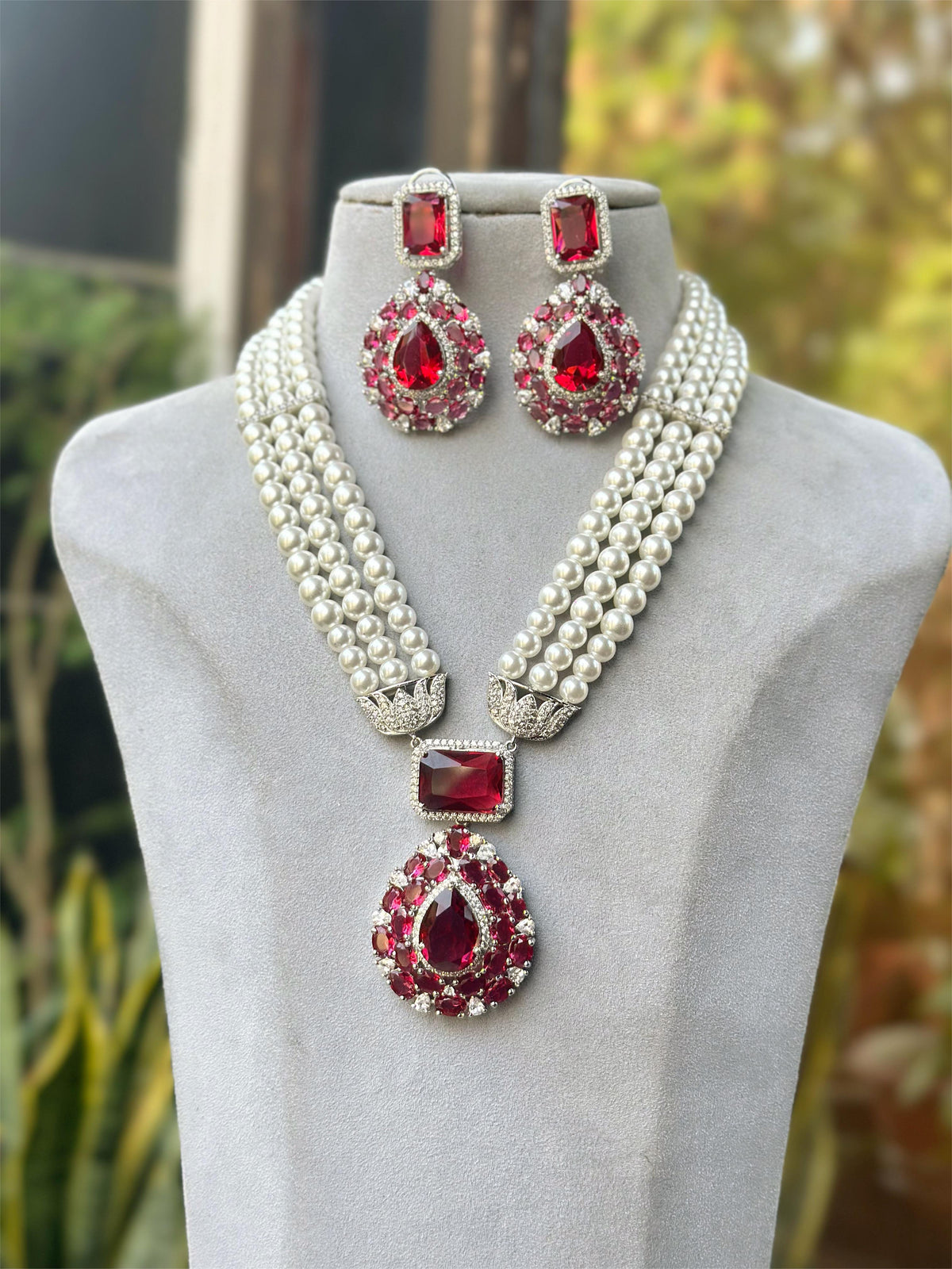 Bollywood Designed Teardrop Polki Necklace Earrings Set, Celebrity Teardrop Polki Jewelry Set, Wedding Polki Necklace Set, Bridal Teardrop Jewelry Set - Libasaa.com