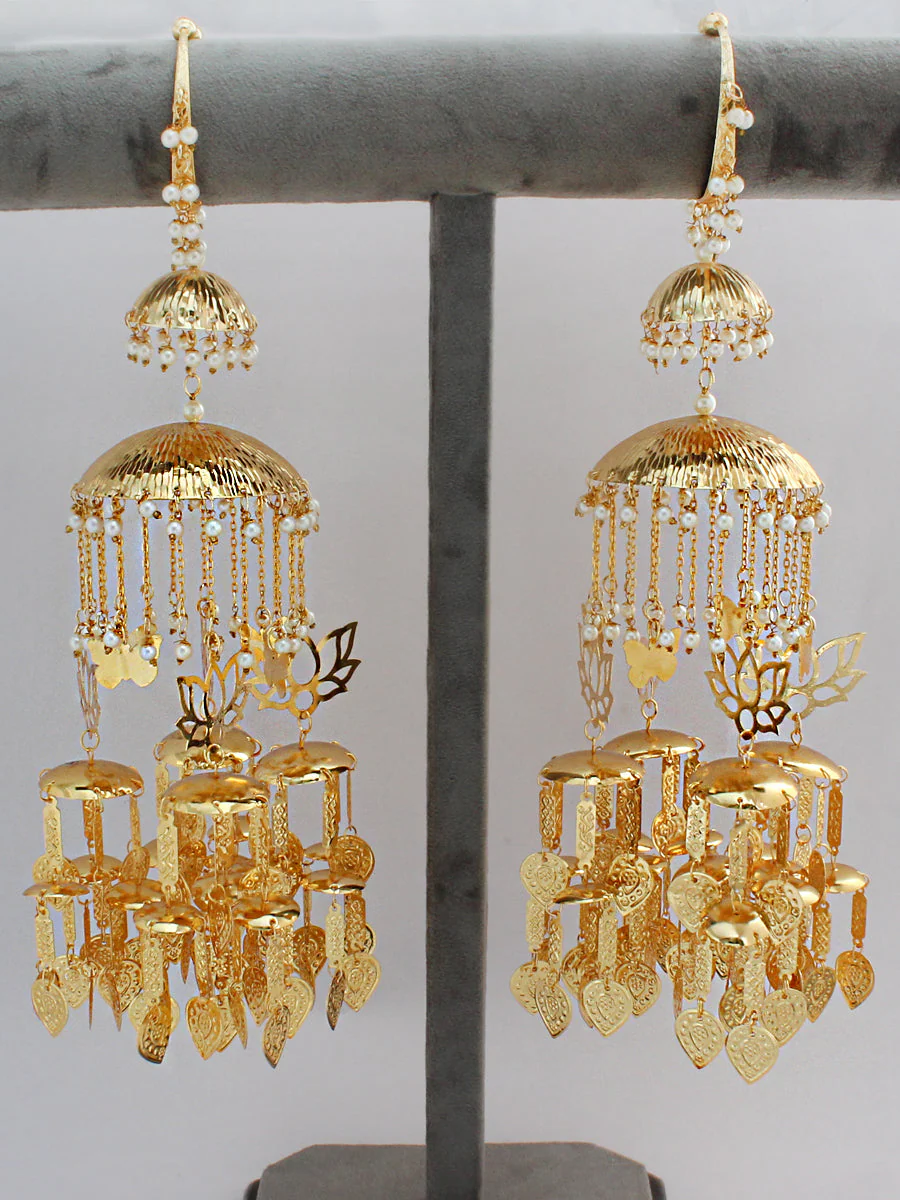 Celebrities Inspired Layered Golden Haathphool Set, Bollywood Layer Kaleere Set, Indian Haathphool Set, Pakistani Golden Kaleere Set - Libasaa.com