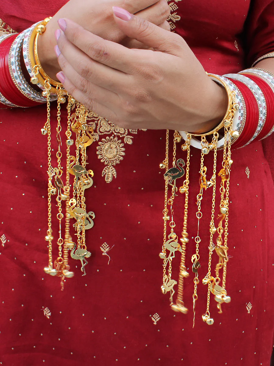 Duck Inspired Golden Kaleere Set, Indian Duck Design Haathphool Jewelry, Bridal Kaleere Set, Indian Golden Kaleere Set - Libasaa.com