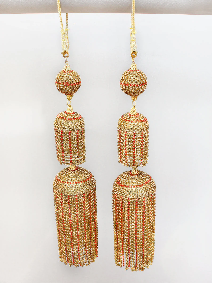 Dazzling Hanging Tassels Golden Kalire Jewelry Set, Indian Bridal Golden Kalire Set, Bollywood Golden Tassel Kalire, Pakistani Haathphool Set - Libasaa.com