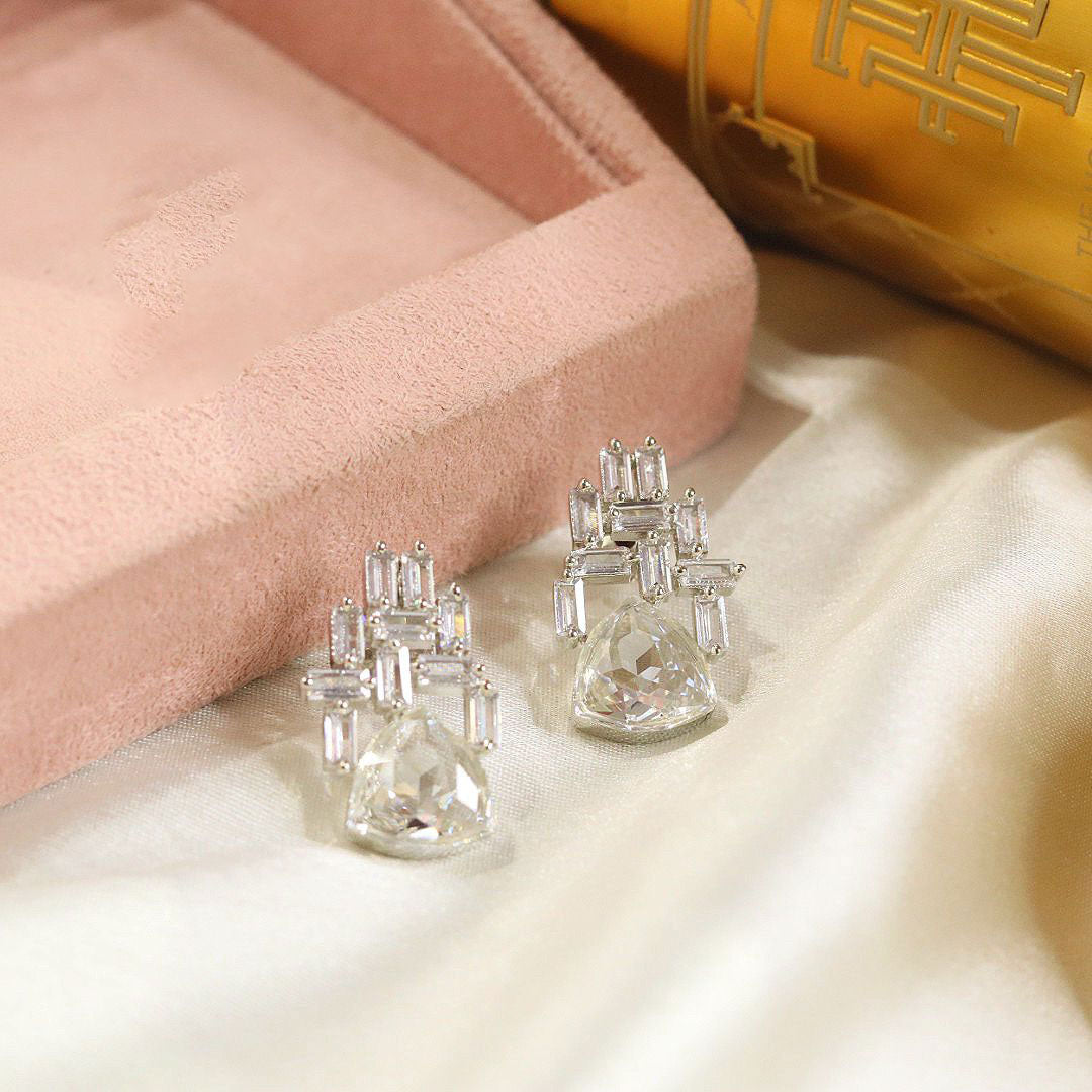 Exquisite Bollywood Indian Earrings with KundanTraditional and Elegant Design for Special Occasions - Libasaa.com