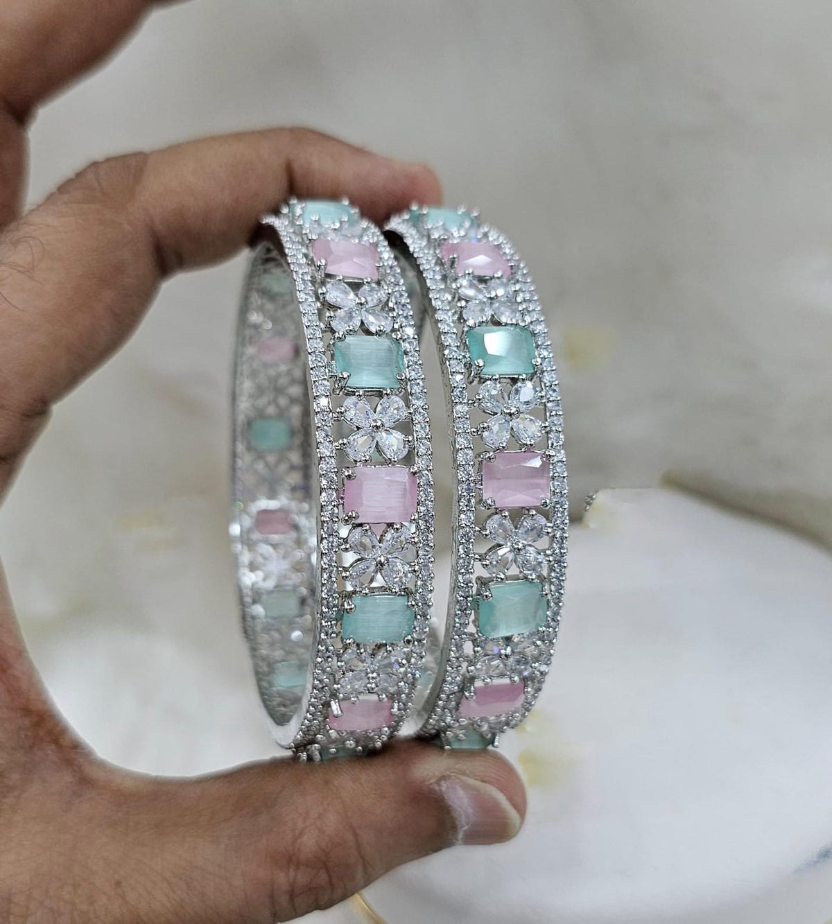 Indian bangle set with a Bollywood influence creating a perfect ethnic accessory - Libasaa.com