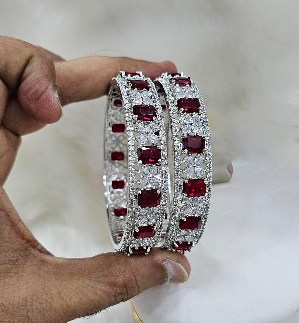 Indian bangle set with a Bollywood influence creating a perfect ethnic accessory - Libasaa.com