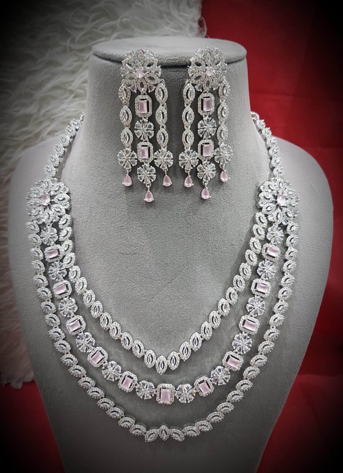 Lustrous Finish Bollywood Inspired Necklace Earrings Set Luxurious Timeless Piece Makes Bridal Lasting Impression - Libasaa.com