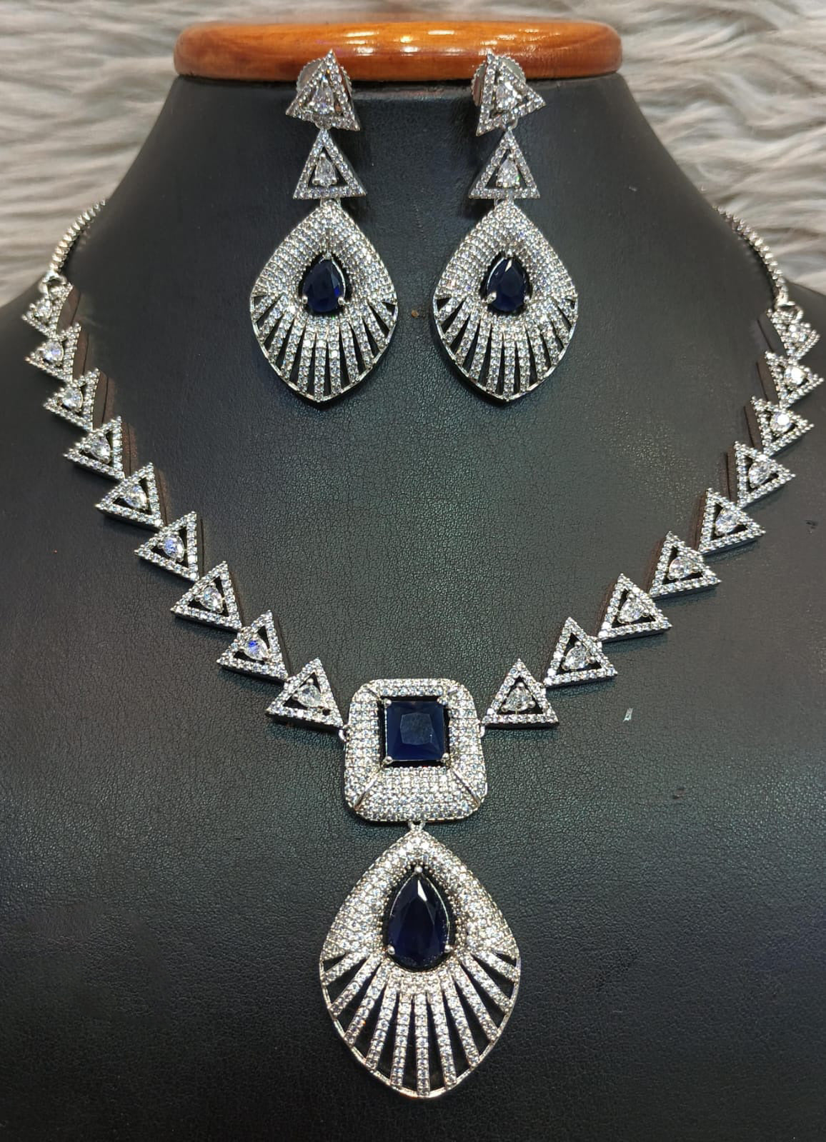 Geometric Triangular Design Necklace Earrings Set Sparkling Stones Teardrop Pendant For Classic And Modern Occasions - Libasaa.com