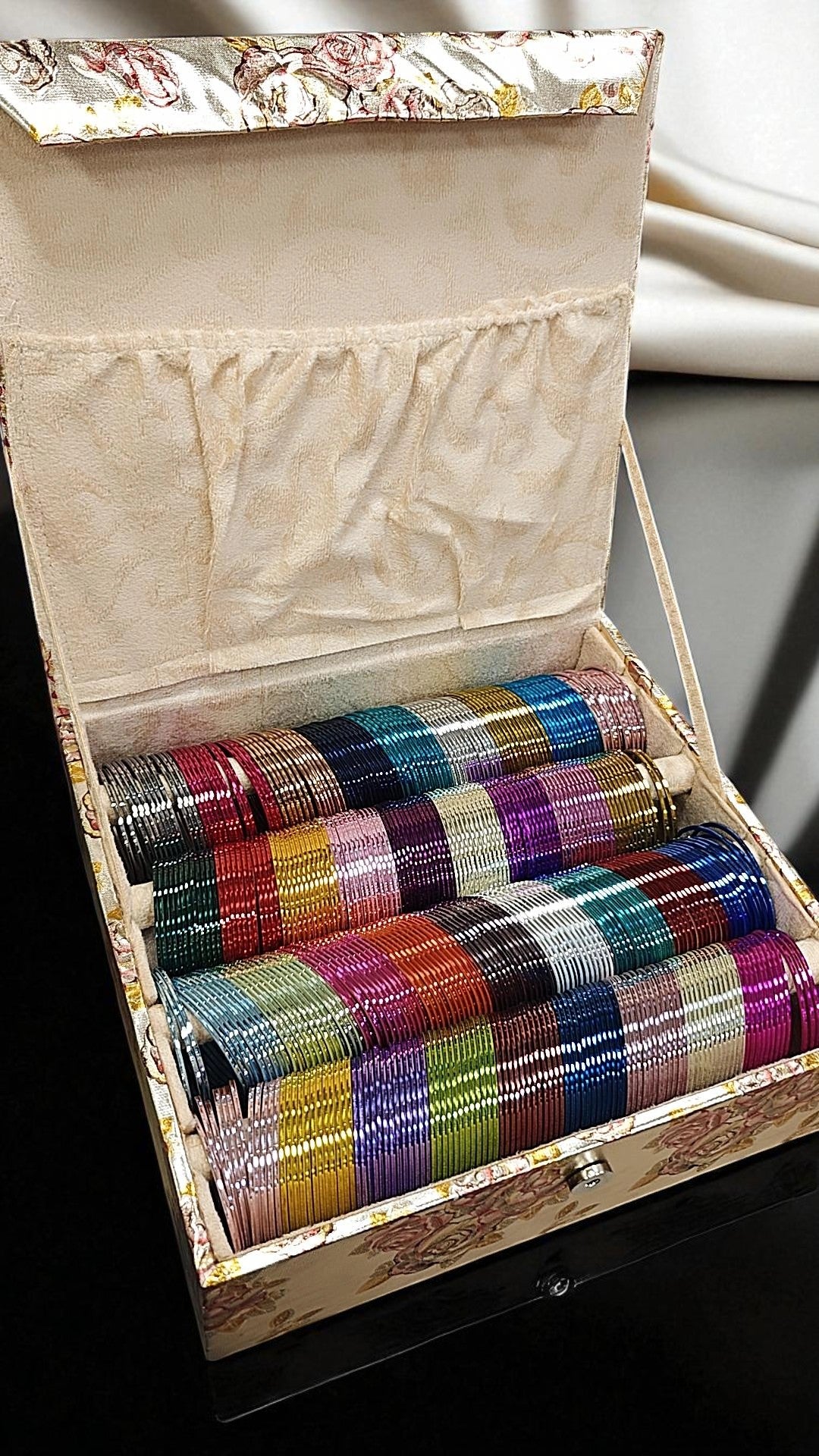 lossy Bangles Set with Storage Box Indian Bridal Bangles, Traditional Wedding Bangle Set, Pakistani Jewelry Combo