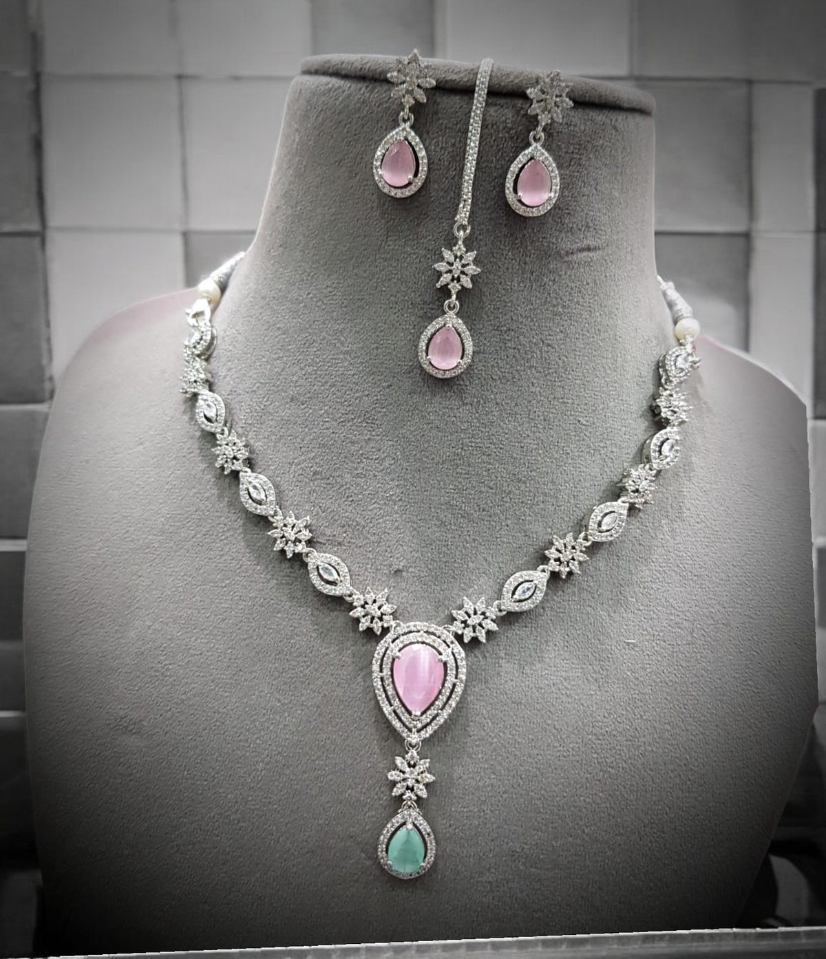 Bridal Wedding Necklace Maangtika Earring Set, Indian Jewelry Set, Bridal Necklace, Maangtika, Wedding Earrings, Bollywood Jewellery Set - Libasaa.com