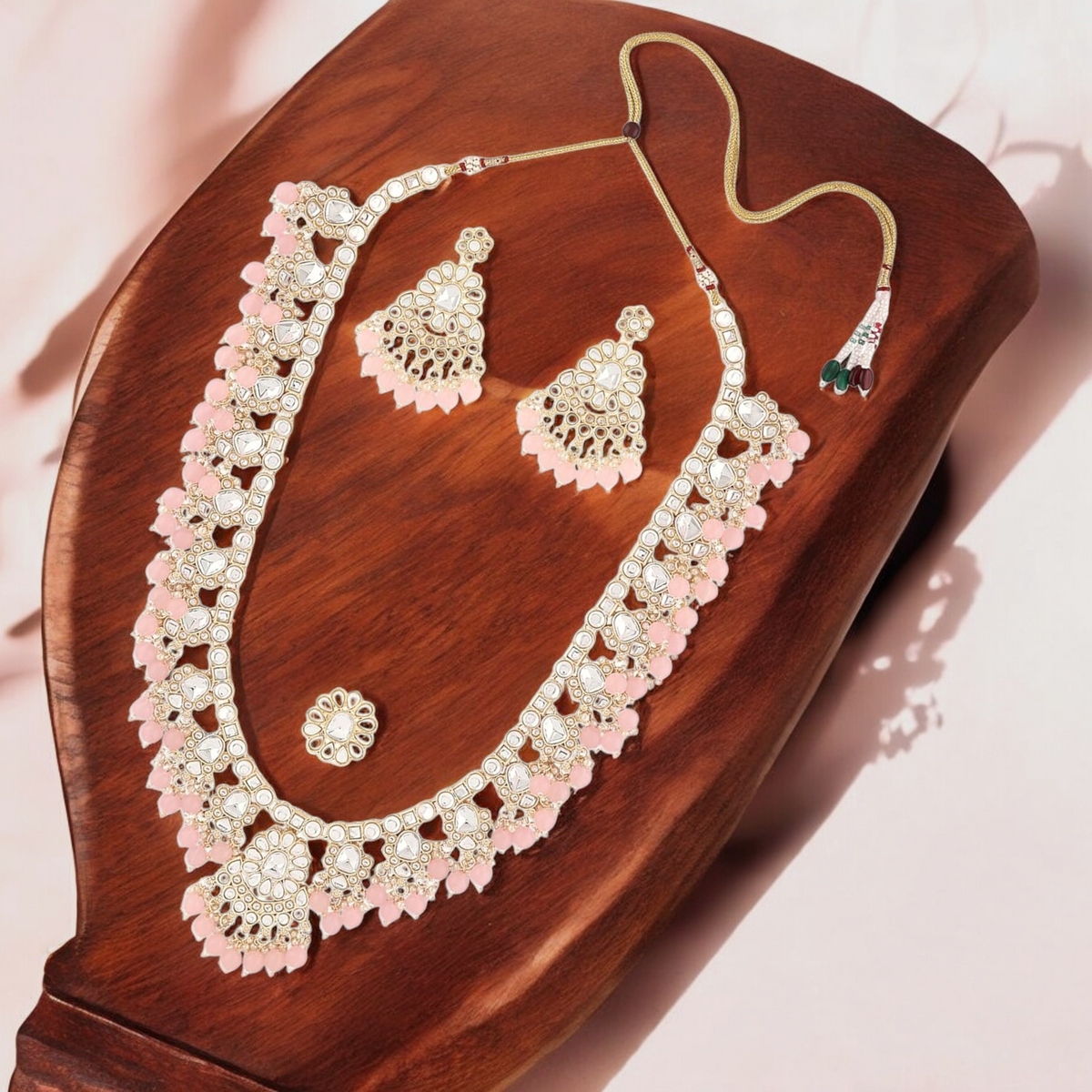 Dazzling Kundan Ethnic Bridal Necklace Earring Ring Set,Kundan Bridal Necklace Set - Indian Choker with Earrings - Libasaa.com