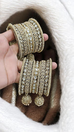 Traditional Kundan & Stone Bangles β Bridal & Party Wear Jewelry - Libasaa.com
