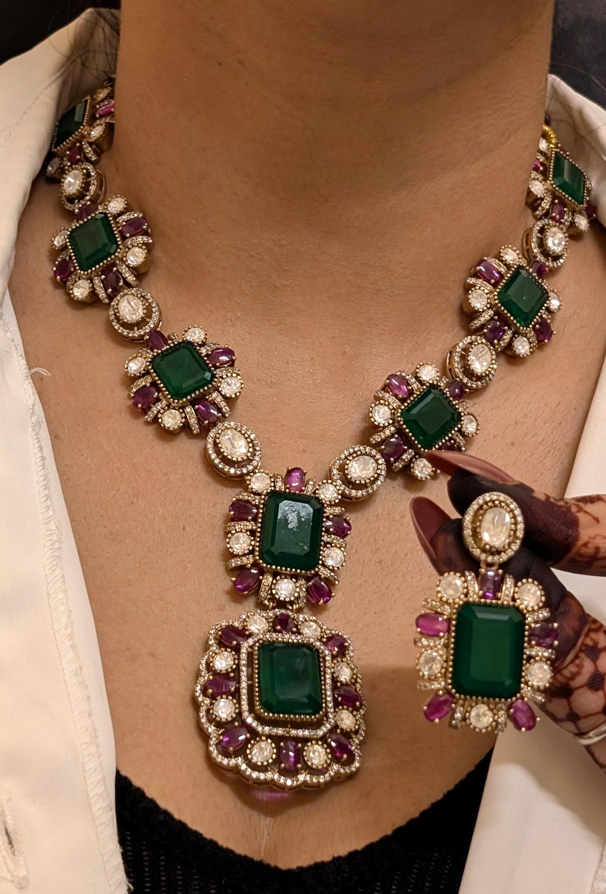 Sparkling Polki Bridal Necklace Earrings Set, Indian Polki Jewelry Set, Pakistani Polki Set, Bollywood Polki Necklace Set, Celeb Polki Jewellery, Celeb Polki Necklace Earrings Set, Bridal Polki Earrings Set - Libasaa.com