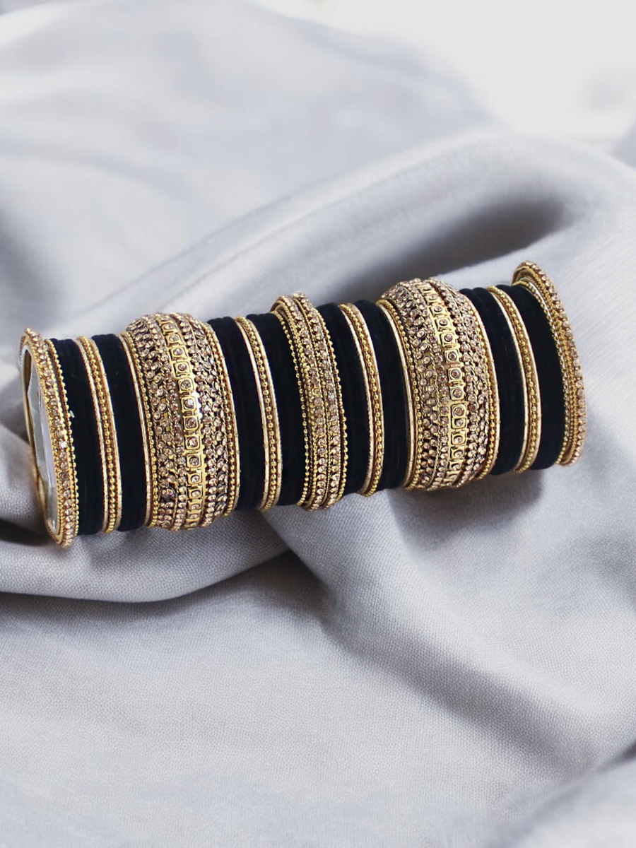 Indian Traditional Celebrity Wedding Chooda Bangles Set, Indian Chooda Set, Traditional Bangles Set, Pakistani Chooda Set, Pearl Chooda Set - Libasaa.com