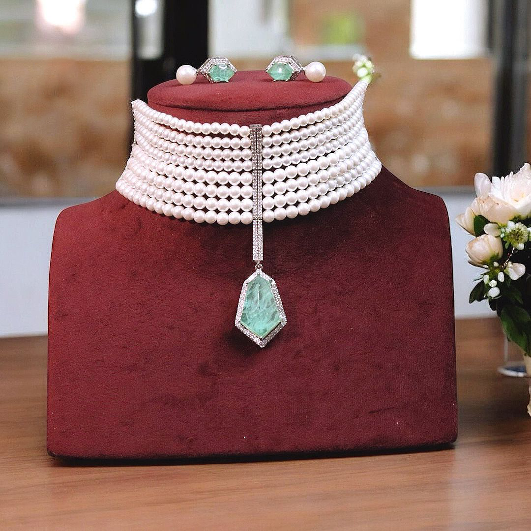 Shilpa Shetty Motif Beaded Polki Choker Set, Shilpa Shetty Inspired Choker Set, Shilpa Shetty Designed Jewelry Set, Celebrity Layered Jewelry, Pakistani Polki Choker Set - Libasaa.com