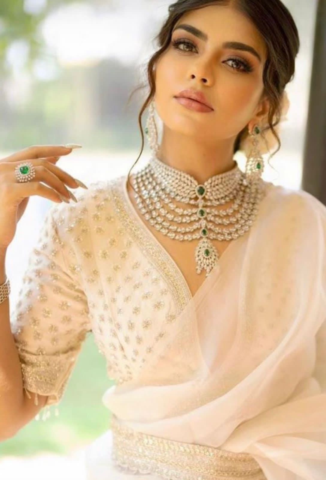 Indian Actress Inspired Layer Polki Necklace Earrings Maangtika Set, Celebrity Necklace Earrings Mangtika Set, Pakistani Polki Jewelry - Libasaa.com