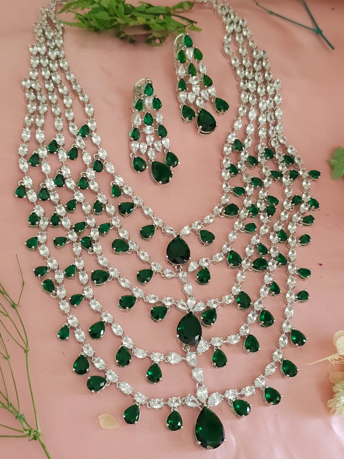 Multi Layered Emerald Green Necklace Indian Jewelry Set, Green Statement Necklace Set, Pakistani Layered Green Necklace Set, Indian Layer Jewelry Set, Polki Green Indian Jewelry Set, Bollywood Necklace Set - Libasaa.com