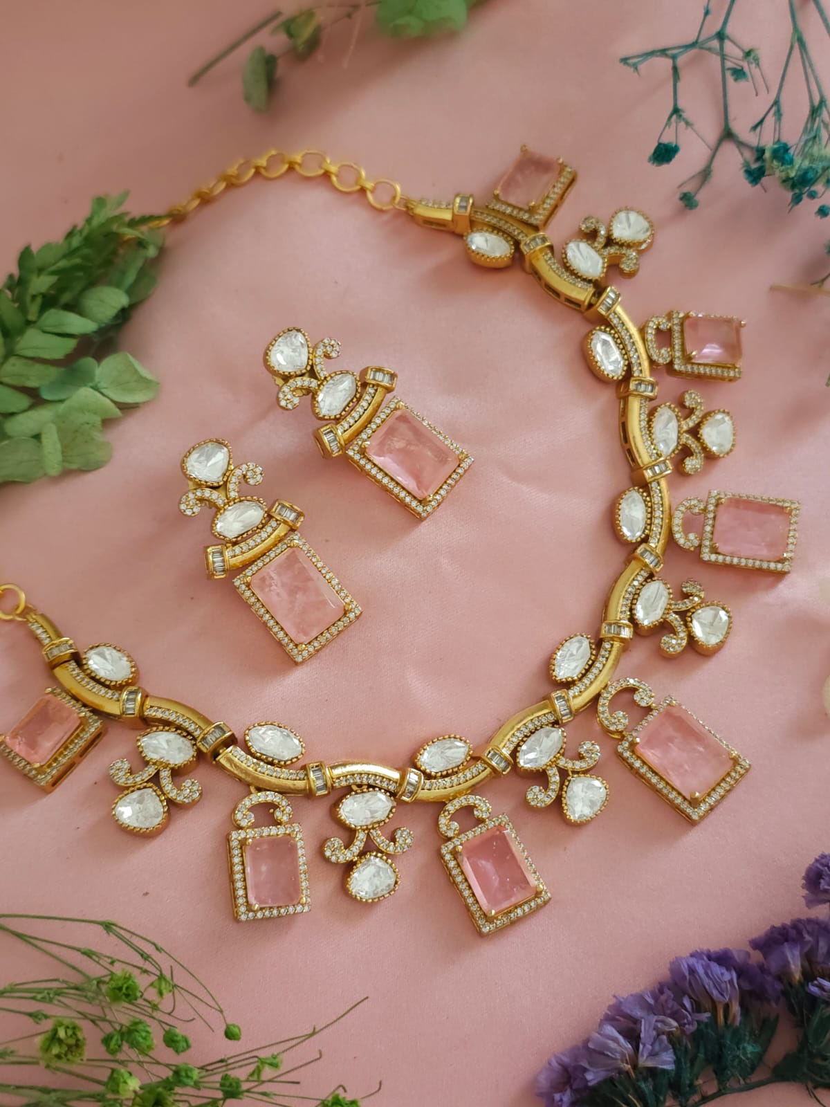 Emerald Elegance Polki Stones Indian Choker Earrings Set, Indian Polki Jewelry Set, Wedding Polki Jewelry Set, Pakistani Handmade Polki Jewelry - Libasaa.com