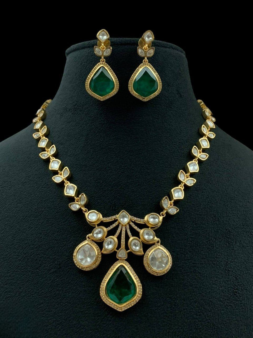 Kundan Necklace & Earrings Set | Gold-Plated Indian Bridal Wedding Jewelry