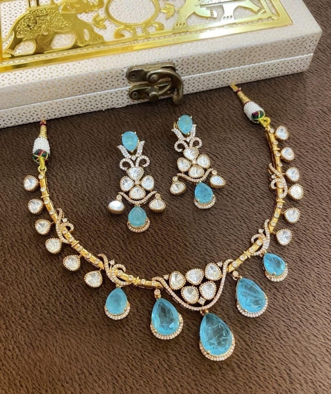 Royal Emerald Green & Polki Choker Necklace – Bridal Kundan Statement Jewelry