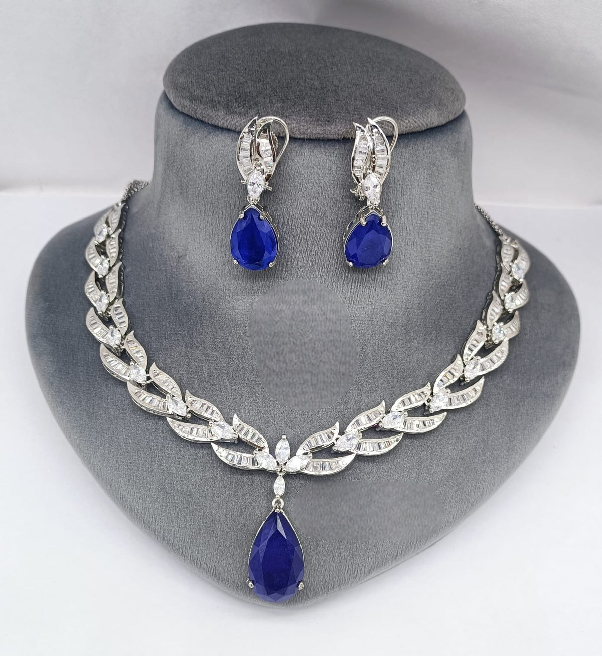 Elegant Silver-Plated Necklace Set with Ruby Red Stones & Matching Earrings Set