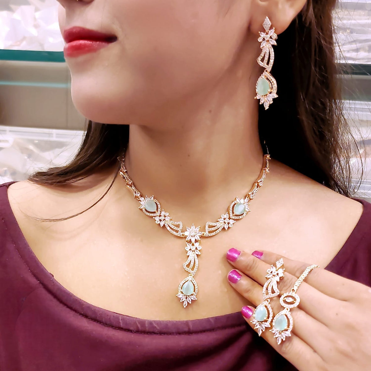 Luxurious Floral CZ & Black Teardrop Bridal/Party Jewelry Set