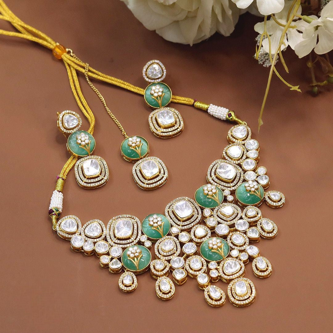 Handcrafted Wedding Pearl Choker Kundan Earring Maangtika Set