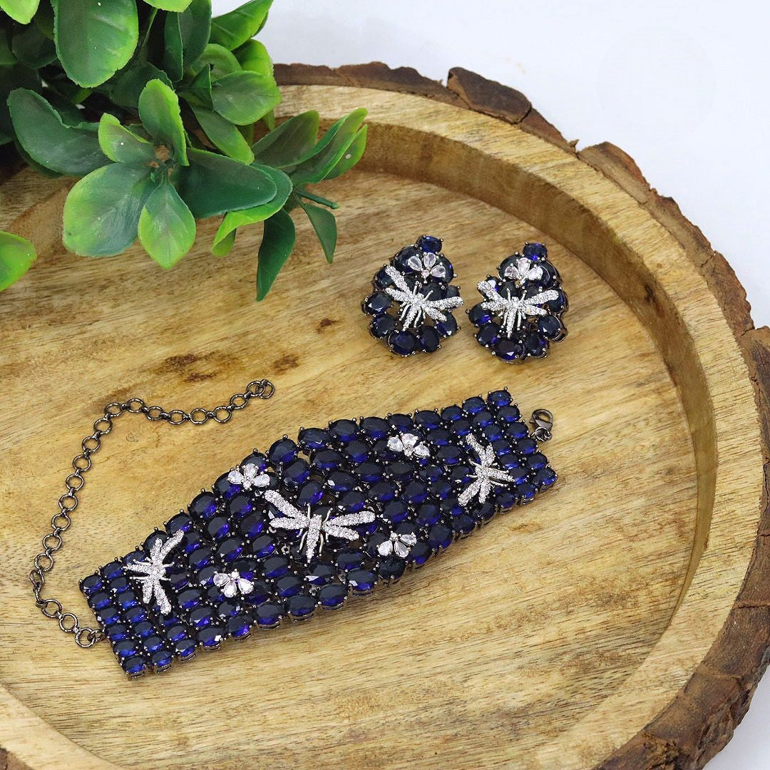 Luxury stone choker set, dragonfly necklace set, bridal choker jewelry, party wear necklace set, emerald choker, statement choker set, women fashion jewelry, festive jewelry set