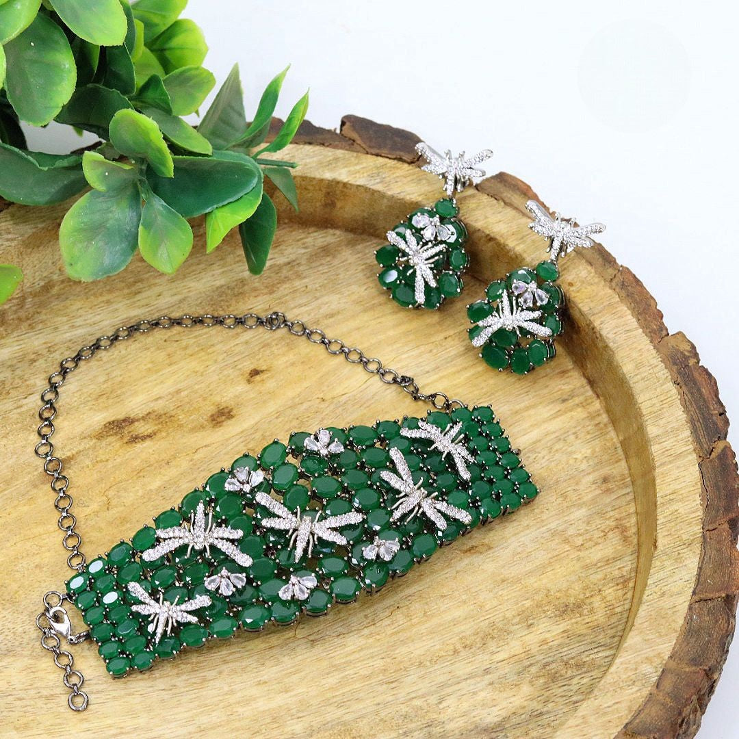 Luxury stone choker set, dragonfly necklace set, bridal choker jewelry, party wear necklace set, emerald choker, statement choker set, women fashion jewelry, festive jewelry set