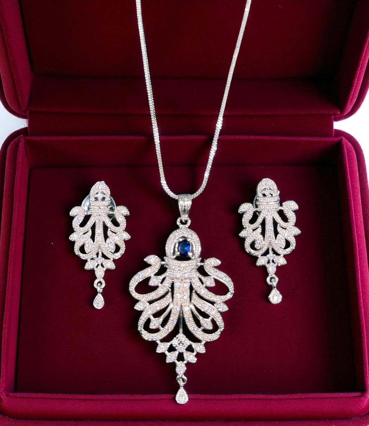 Royal Emerald Stone Silver Plated Necklace Set with Intricate Drop Earrings Bridal & Festive Jewelry
