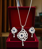 Graceful Diamond-Cut Floral Pendant Necklace Set with Matching Earrings Elegant Silver Finish