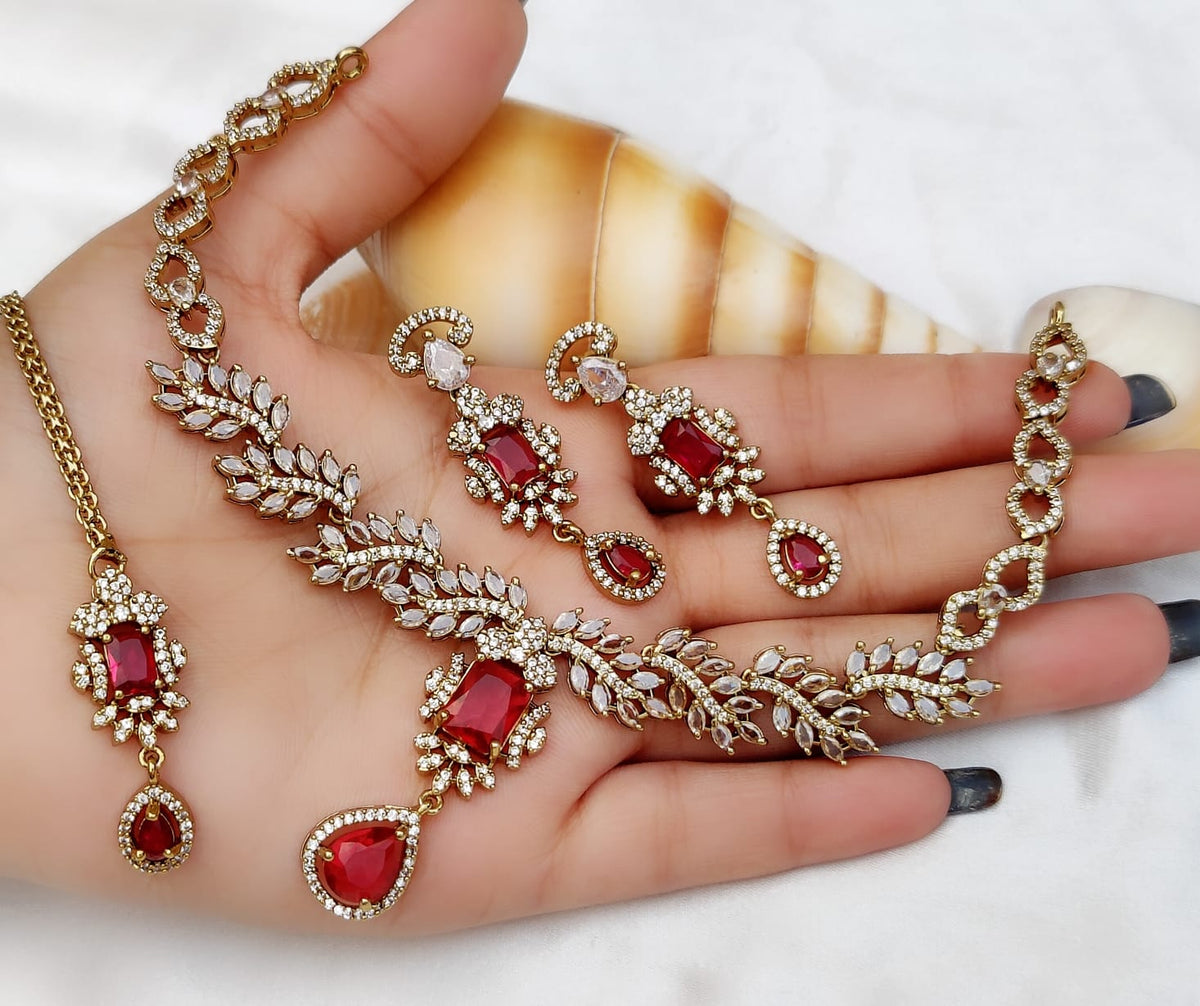 Elegant Black Stone Necklace Set with Earrings & Maang Tikka | Gold-Plated Bridal & Party Wear Jewelry