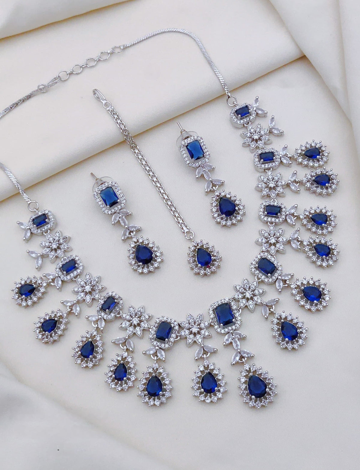 Indian Flower Design Silver Plated AD CZ Choker Earring Mangtikka Set