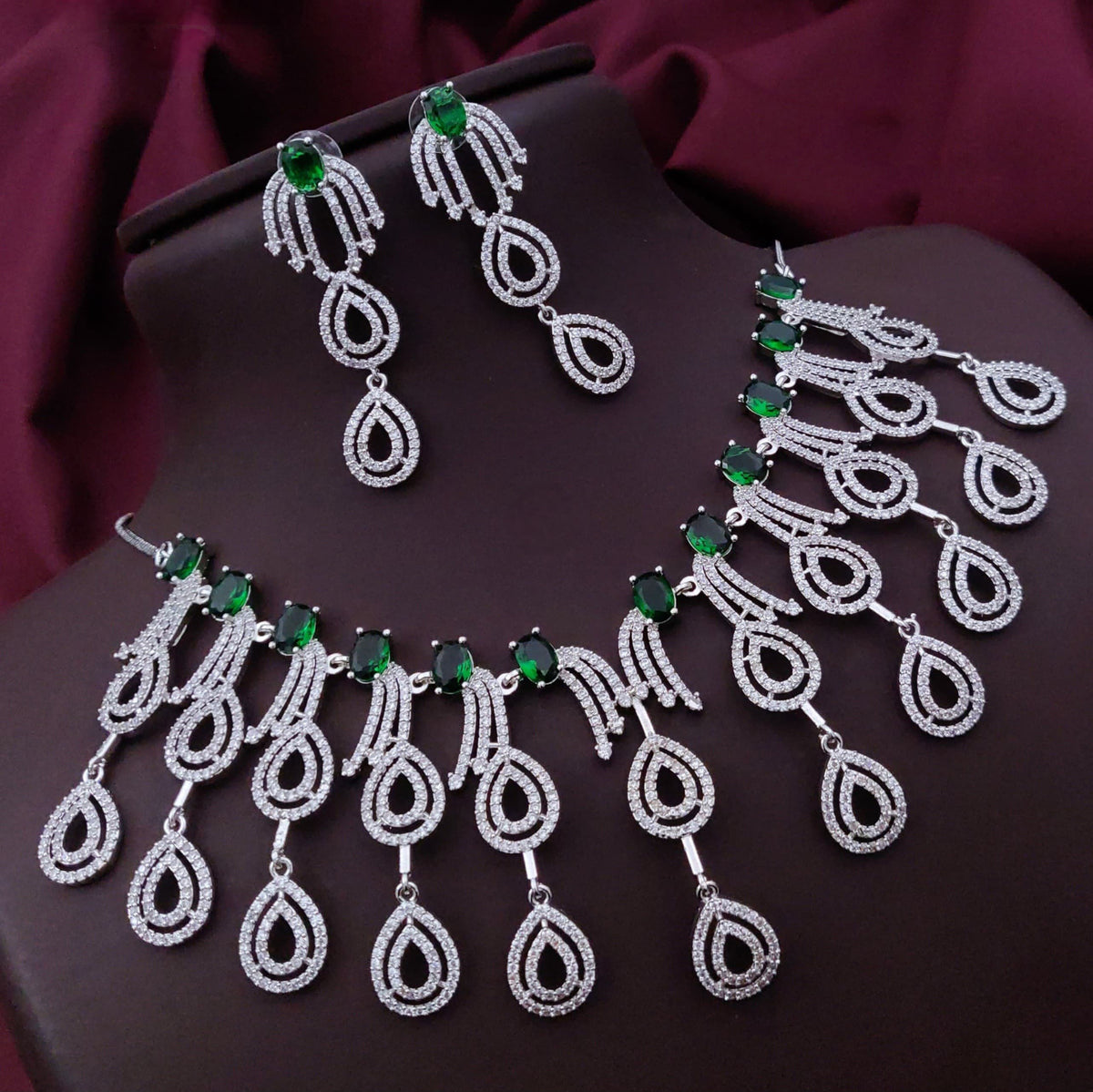 Wedding Teardrop Layered American Diamond Necklace Earring Set For Women