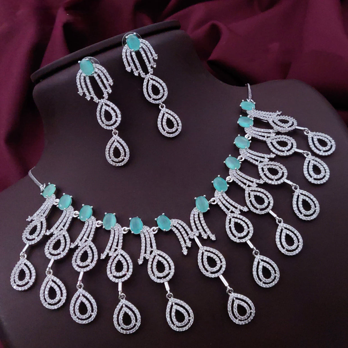 Wedding Teardrop Layered American Diamond Necklace Earring Set For Women