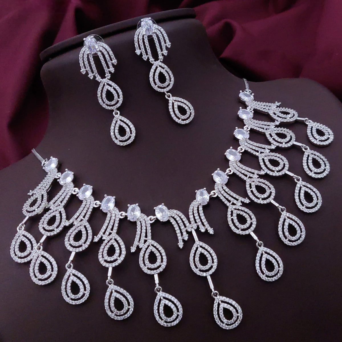 Wedding Teardrop Layered American Diamond Necklace Earring Set For Women