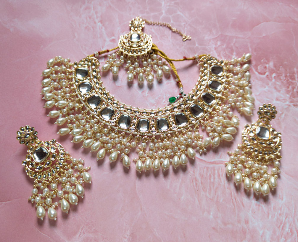 Kundan & Pearl choker necklace, Bridal Jewelry Set. Jhumki Earrings, Wedding Jewelry Set, Festive Necklace Set, Antique Gold Toned Jewelry Set