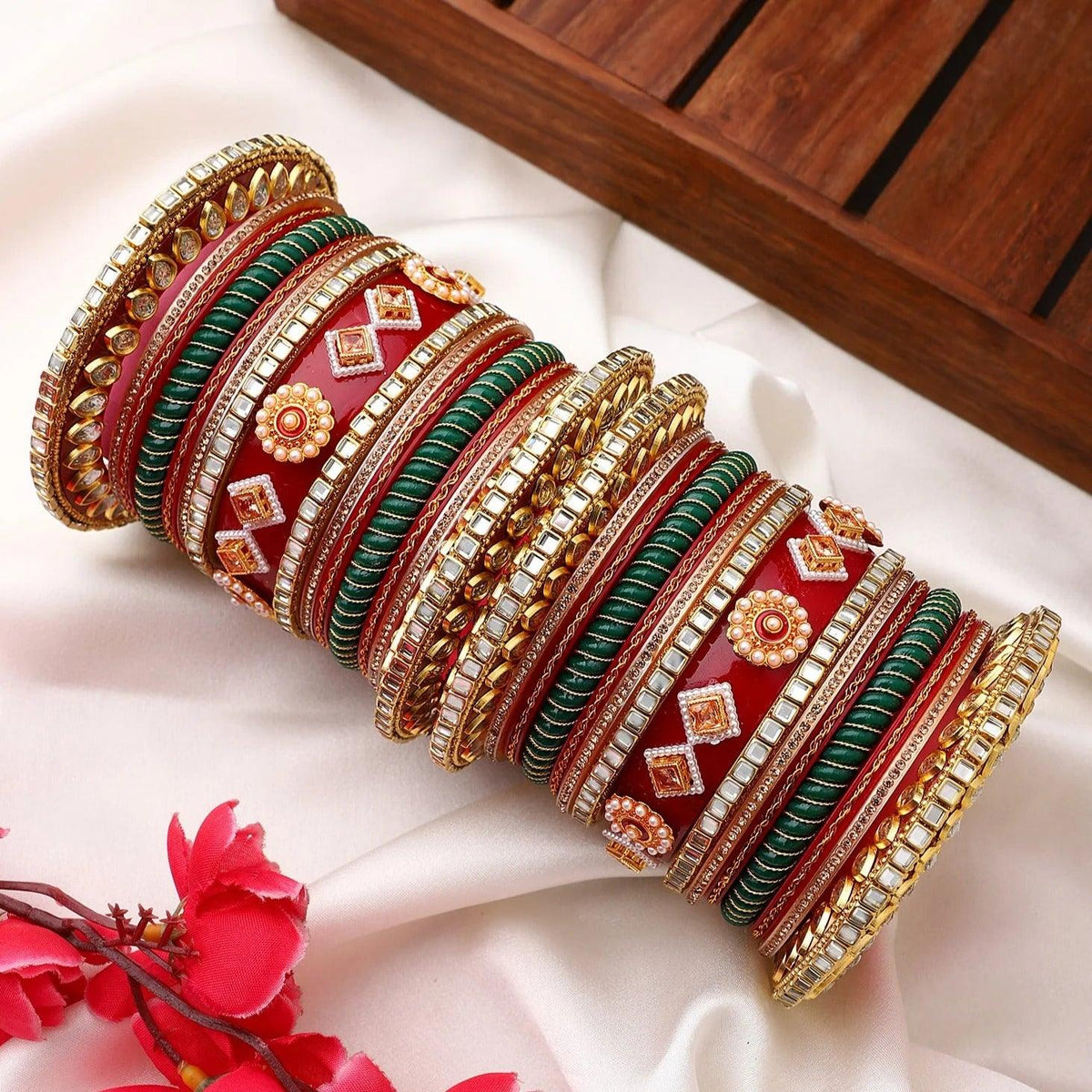 Traditional Rajasthani Bridal Chuda, Traditional Rajwadi Bangle Set, Rajasthani Chura, Royal Wedding Bangles, Rajasthani Bridal Jewelry - Libasaa