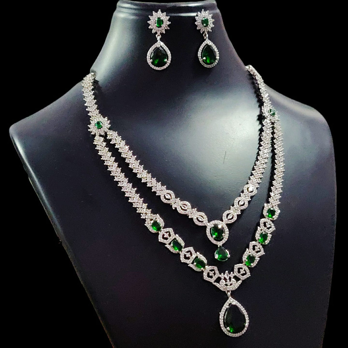 Elegant AD Necklace Set for Indian Wedding and Bridal Occasions with Stunning Silver Finish