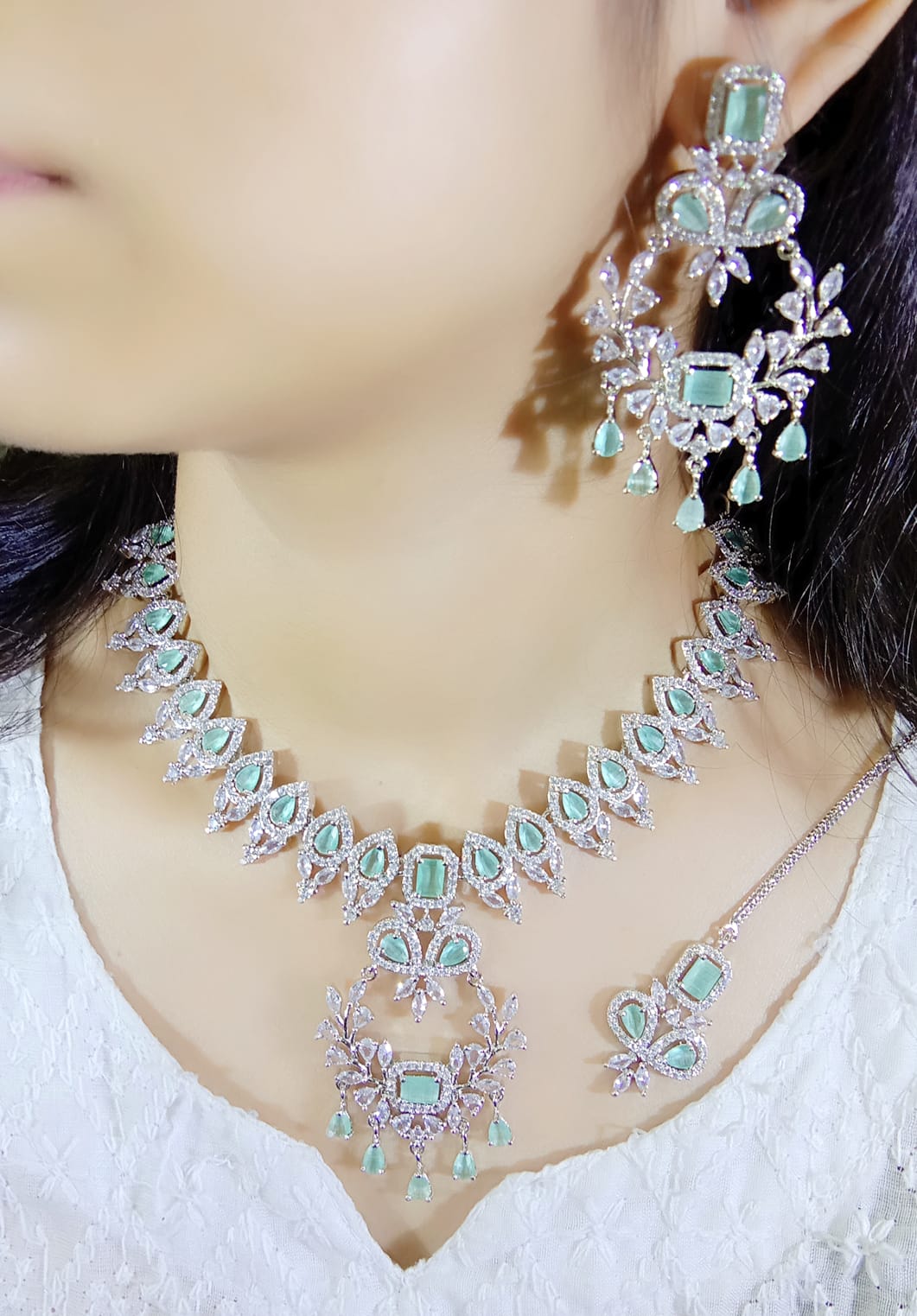 Pakistani Jewelry AD ChokerNecklace with Earrings and Maangtika Set American Diamond Perfect for Wedding and Bridal Occasions