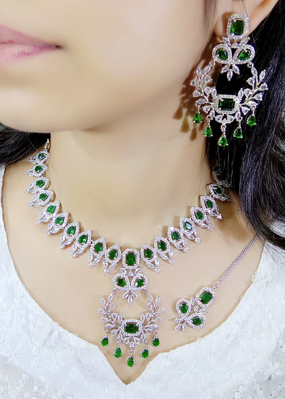 Pakistani Jewelry AD ChokerNecklace with Earrings and Maangtika Set American Diamond Perfect for Wedding and Bridal Occasions