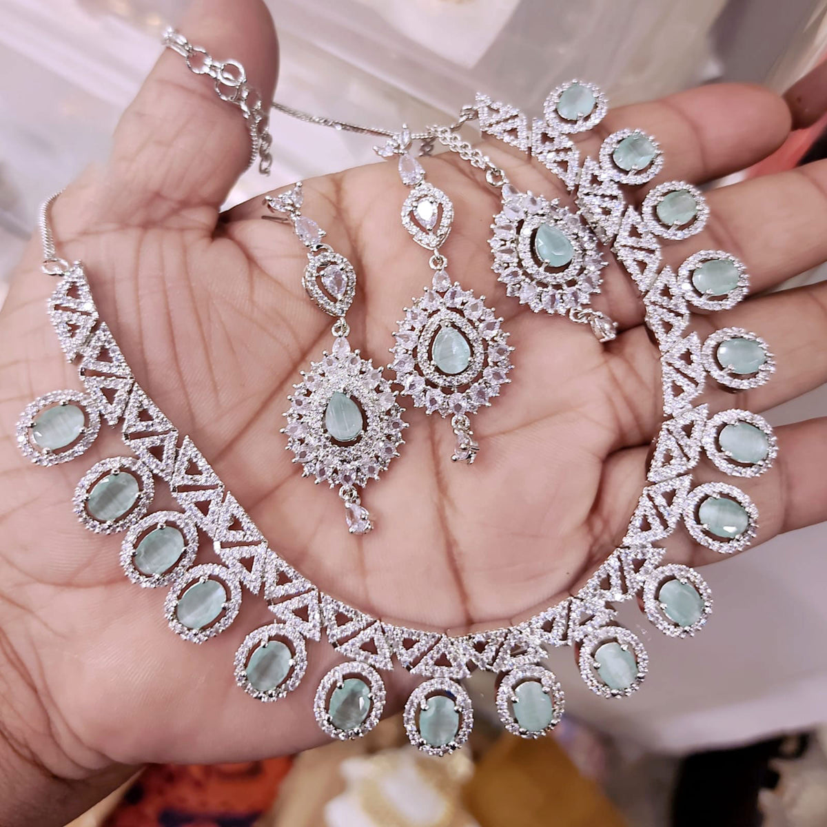 Pakistani AD Choker Necklace Eareings Set with Maangtika American Diamond for Wedding Occasions