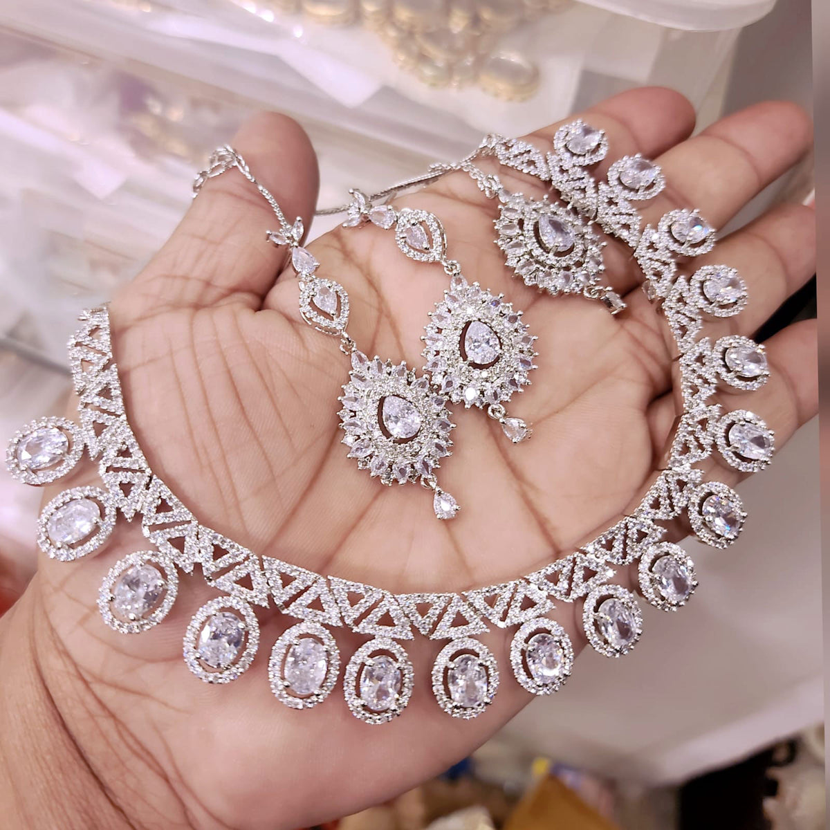 Pakistani AD Choker Necklace Eareings Set with Maangtika American Diamond for Wedding Occasions