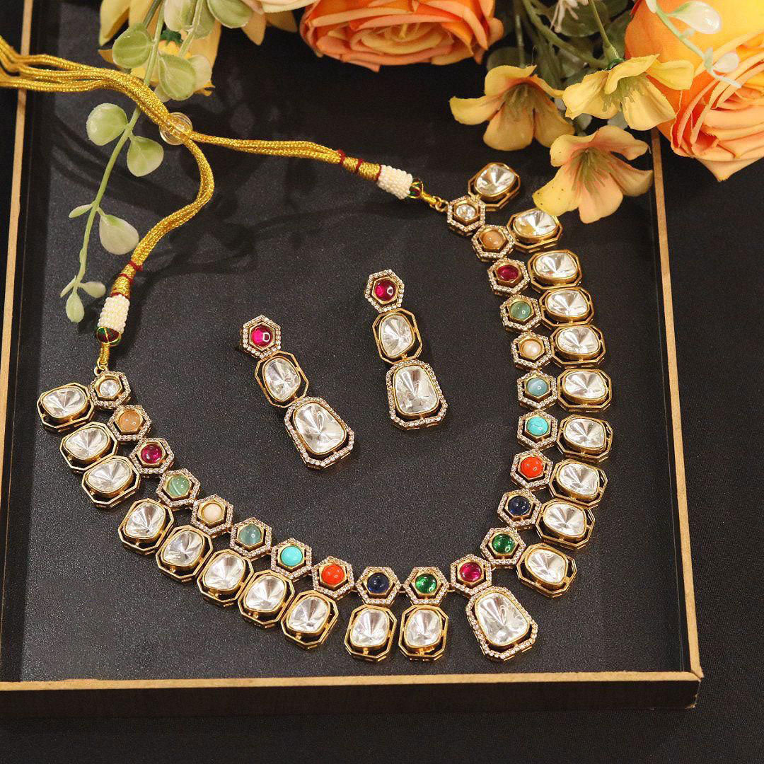 Handmade Necklace Earrings Set for Unique Dashing Style and Custom Design for Married Ladies